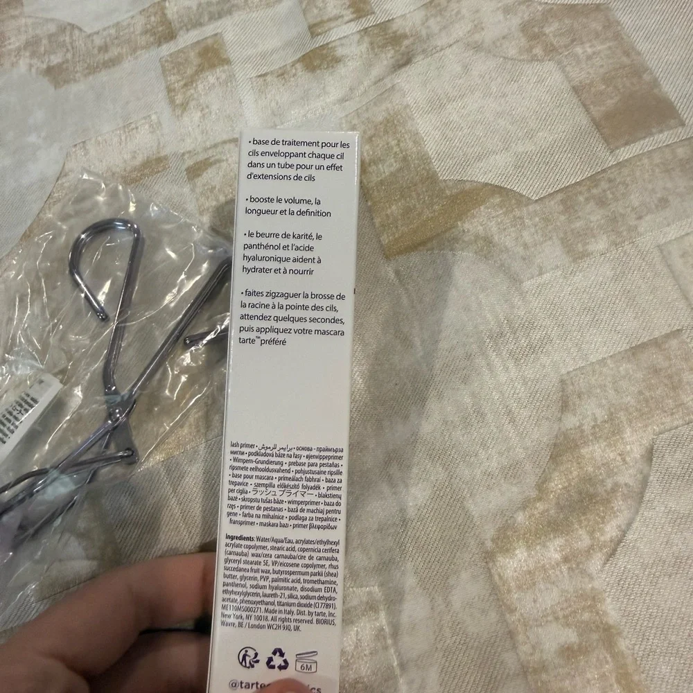 Tarte Tubing Lash Primer – Tarte & Silver Eyelash Curler Bundle - Picture 9 of 11